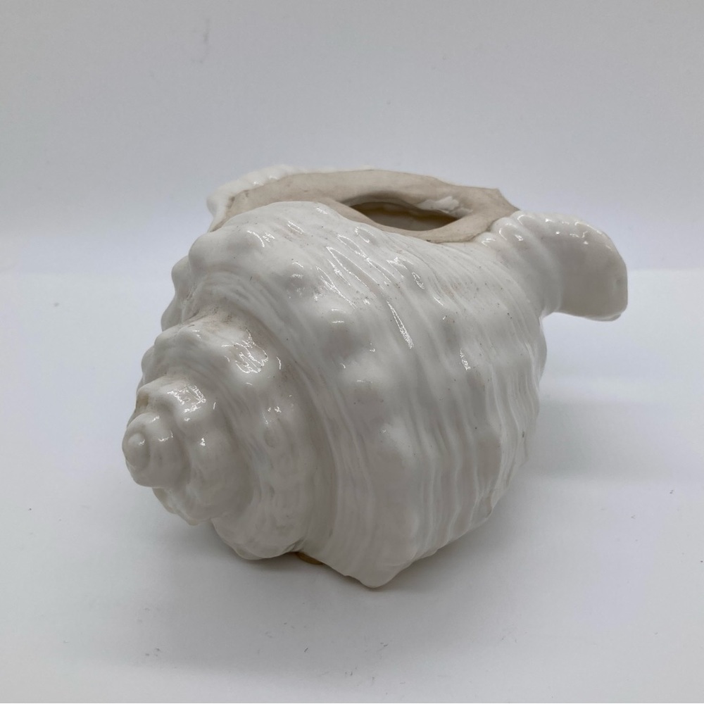 White Ceramic Seashell Decorative Planter